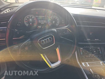 2021 Audi Q7 Premium Plus 55 TFSI – miniatura 10