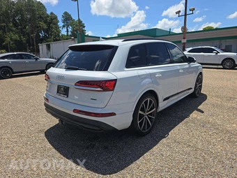 2021 Audi Q7 Prestige – miniatura 3