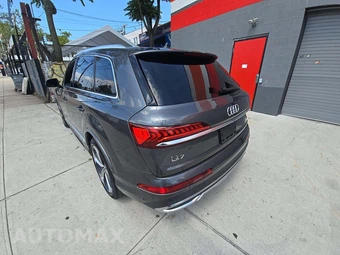 2021 Audi Q7 Prestige - miniatura 2