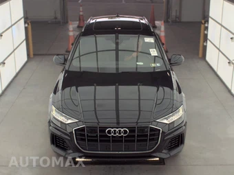 2021 Audi Q8 Premium Plus - miniatura 2