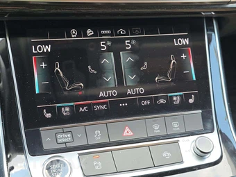 2021 Audi Q8 Premium Plus – miniatura 29