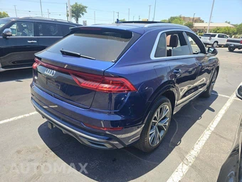 2021 Audi Q8 Premium Plus – miniatura 3