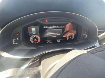 2021 Audi Q8 Premium Plus – miniatura 9