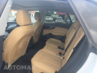 2021 Audi Q8 Premium Plus – miniatura 13