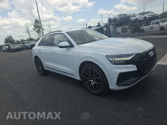 2021 Audi Q8 Premium Plus – miniatura 3