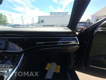 2021 Audi Q8 Premium Plus – miniatura 16