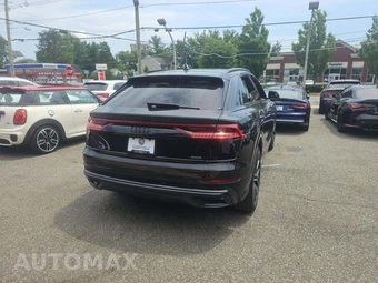 2021 Audi Q8 Premium Plus – miniatura 3
