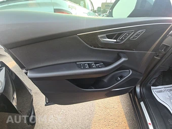 2021 Audi Q8 Premium Plus – miniatura 9