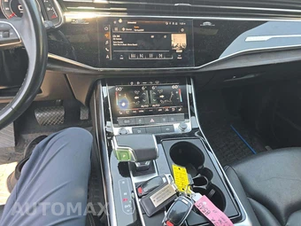 2021 Audi Q8 Premium Plus – miniatura 10
