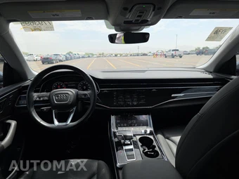 2021 Audi Q8 Premium Plus - miniatura 11