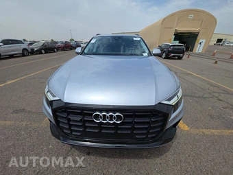 2021 Audi Q8 Premium Plus - miniatura 2