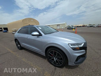 2021 Audi Q8 Premium Plus - miniatura 3