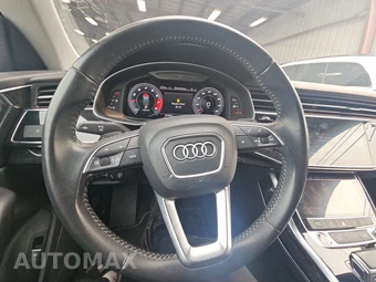 2021 Audi Q8 Premium – miniatura 10