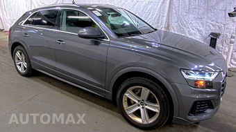 2021 Audi Q8 Premium – miniatura 3