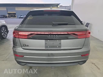 2021 Audi Q8 Premium - miniatura 5