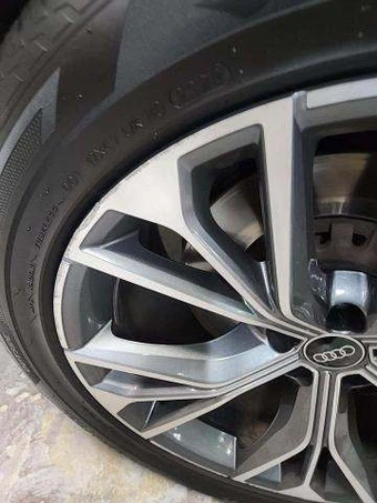 2021 Audi Q8 Premium – miniatura 21