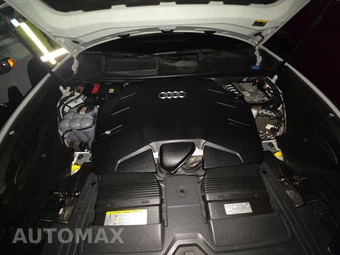 2021 Audi Q8 Prestige – miniatura 15