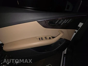 2021 Audi Q8 Prestige – miniatura 9