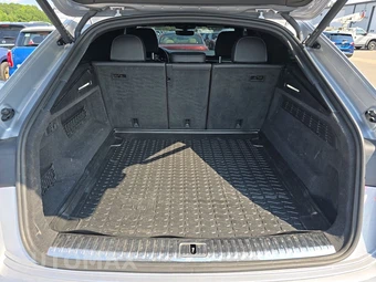 2021 Audi Q8 Prestige - miniatura 16