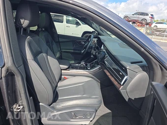 2021 Audi Q8 Prestige - miniatura 8