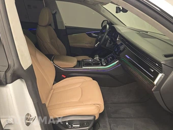2021 Audi Q8 Prestige – miniatura 8