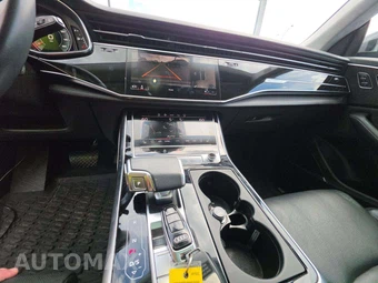 2021 Audi Q8 Prestige – miniatura 10