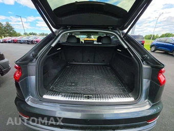 2021 Audi Q8 Prestige – miniatura 14