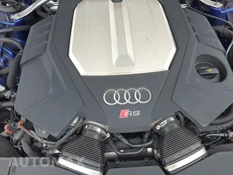 2021 Audi RS 6 Avant – miniatura 18