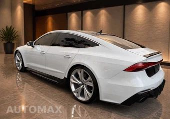 2021 Audi RS 7 - miniatura 9
