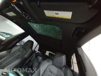 2021 Audi RS Q8 - miniatura 11