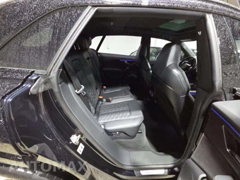 2021 Audi RS Q8 - miniatura 16