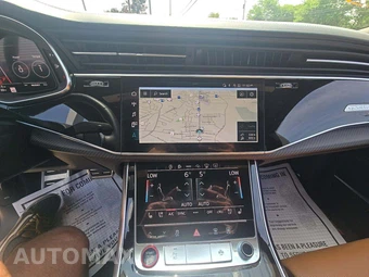 2021 Audi RS Q8 - miniatura 10