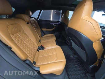2021 Audi RS Q8 - miniatura 16
