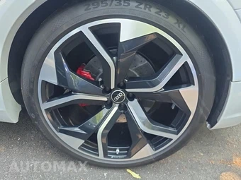 2021 Audi RS Q8 – miniatura 11