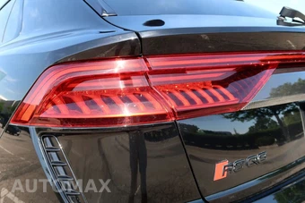 2021 Audi RS Q8 – miniatura 15