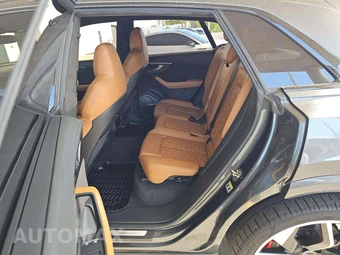 2021 Audi RS Q8 – miniatura 13