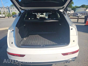 2021 Audi SQ5 Prestige - miniatura 11