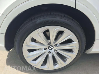 2021 Bentley Bentayga Hybrid - miniatura 20