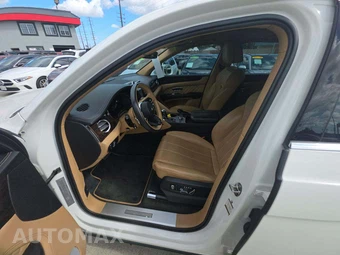 2021 Bentley Bentayga Hybrid - miniatura 3
