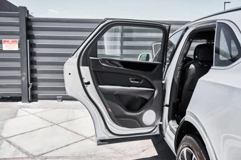 2021 Bentley Bentayga V8 - miniatura 26