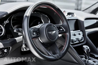 2021 Bentley Bentayga V8 - miniatura 36