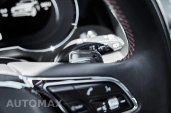 2021 Bentley Bentayga V8 - miniatura 59