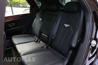 2021 Bentley Bentayga V8 - miniatura 13