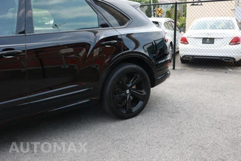 2021 Bentley Bentayga V8 - miniatura 5