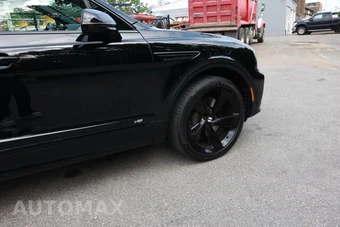 2021 Bentley Bentayga V8 - miniatura 9