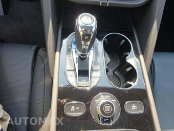 2021 Bentley Bentayga V8 - miniatura 19