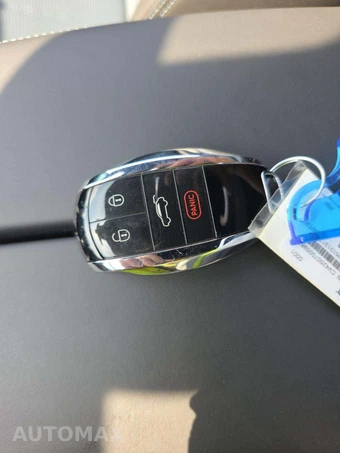 2021 Bentley Bentayga V8 - miniatura 5