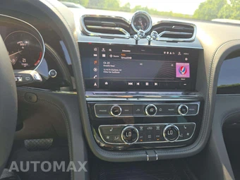 2021 Bentley Bentayga V8 - miniatura 7