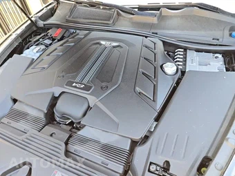 2021 Bentley Bentayga V8 - miniatura 21
