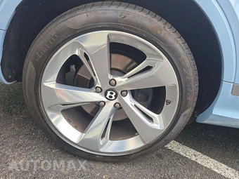 2021 Bentley Bentayga V8 - miniatura 23